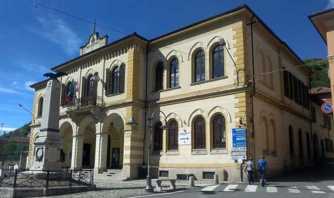 Armeno municipio