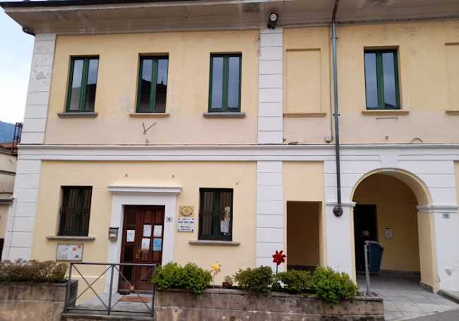 Biblioteca Casale Corte Cerro