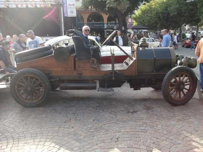 auto moto copertina