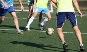 calcio giocatori palla