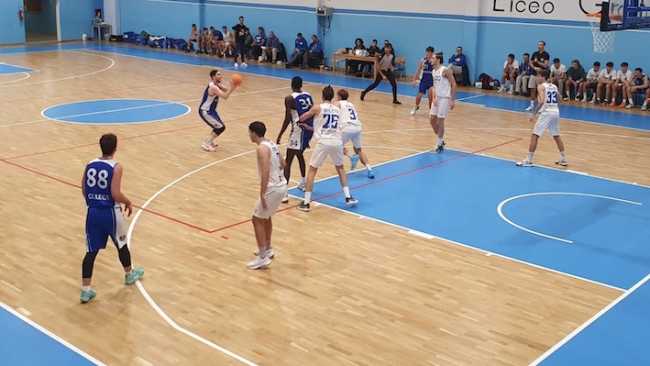 college novara partita palla