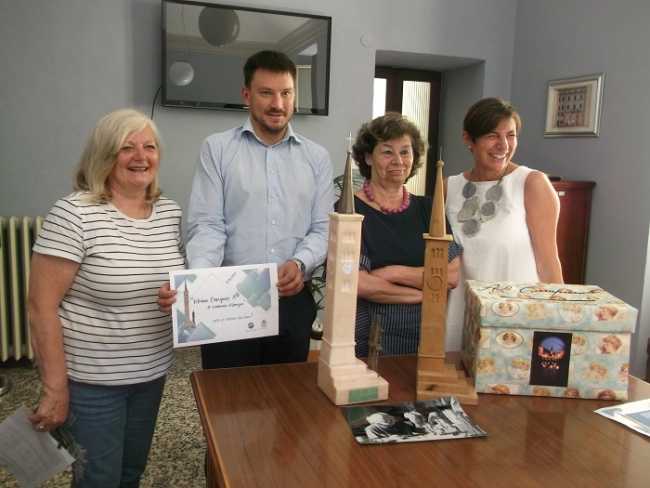 concorso vetrine omegna