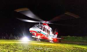 elicottero decollo notte domo