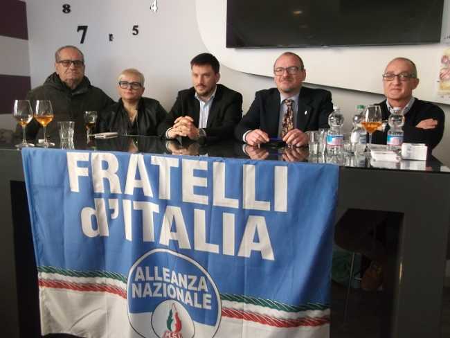 fratelli italia natale
