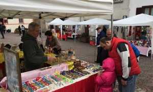 particolare mercatini cesara270