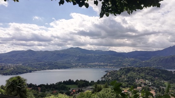 lago orta vista
