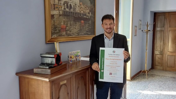 corbetta bandiera arancione