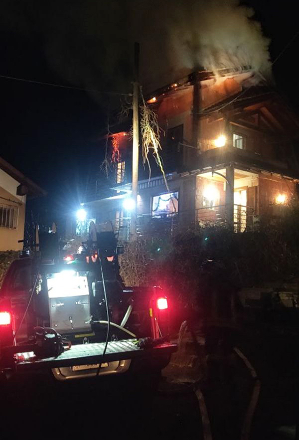 omegna casa fuoco 15 12 21 2