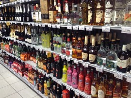 liquori scaffali